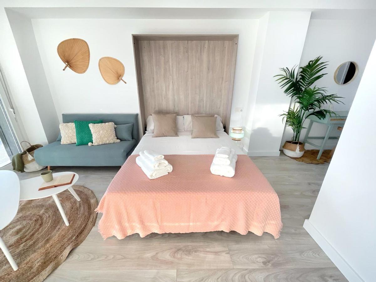 Cs6 Kaleria Suites Almería Buitenkant foto